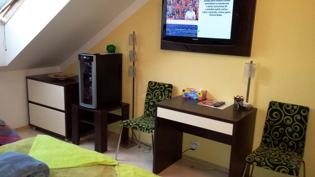 Free Apartman Bešeňová Chambre photo